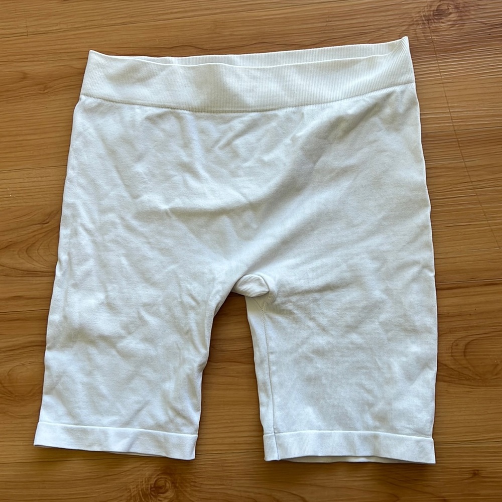 Free People Intimately Biker shorts size m/l